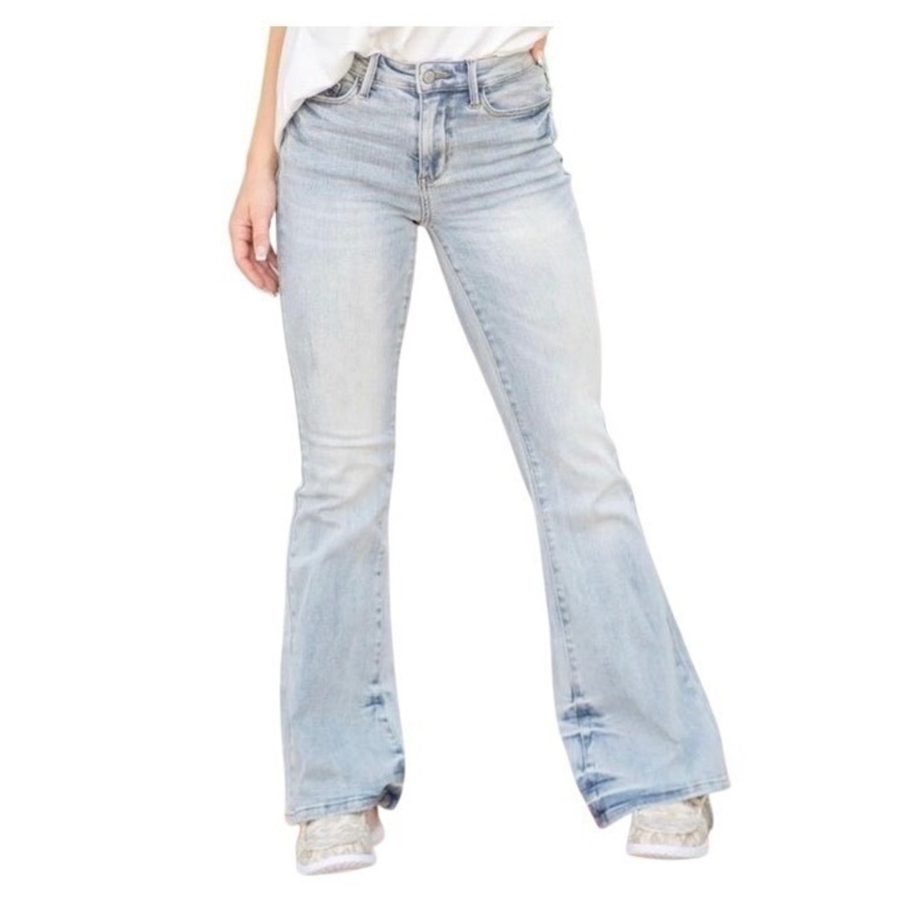 NEW Judy Blue Flare Jeans  13/31 Medium Blue‎  Mid Rise JB88655 MD Stretch
